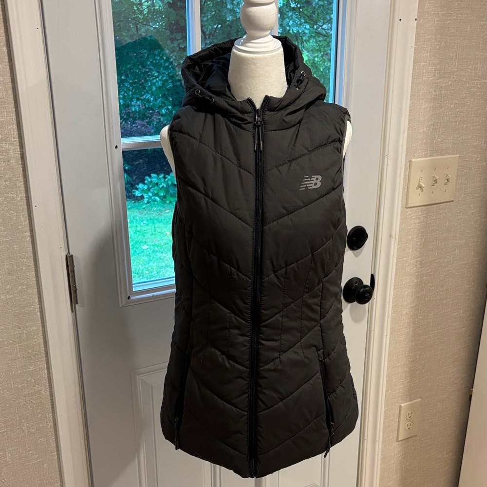 New Balance Black Hooded Quilted Women's Vest
